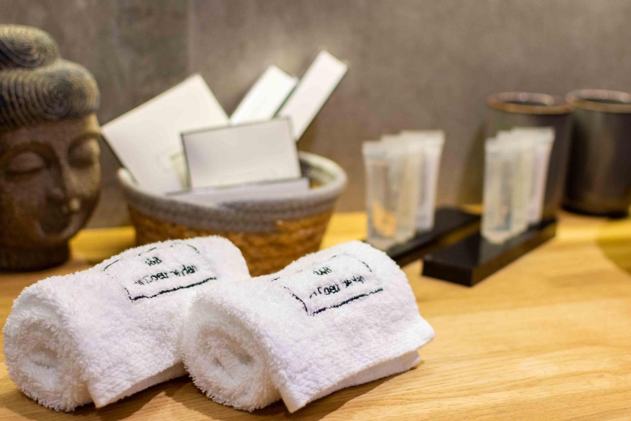 B&B Au Coeur De Han 한수르레세 외부 사진